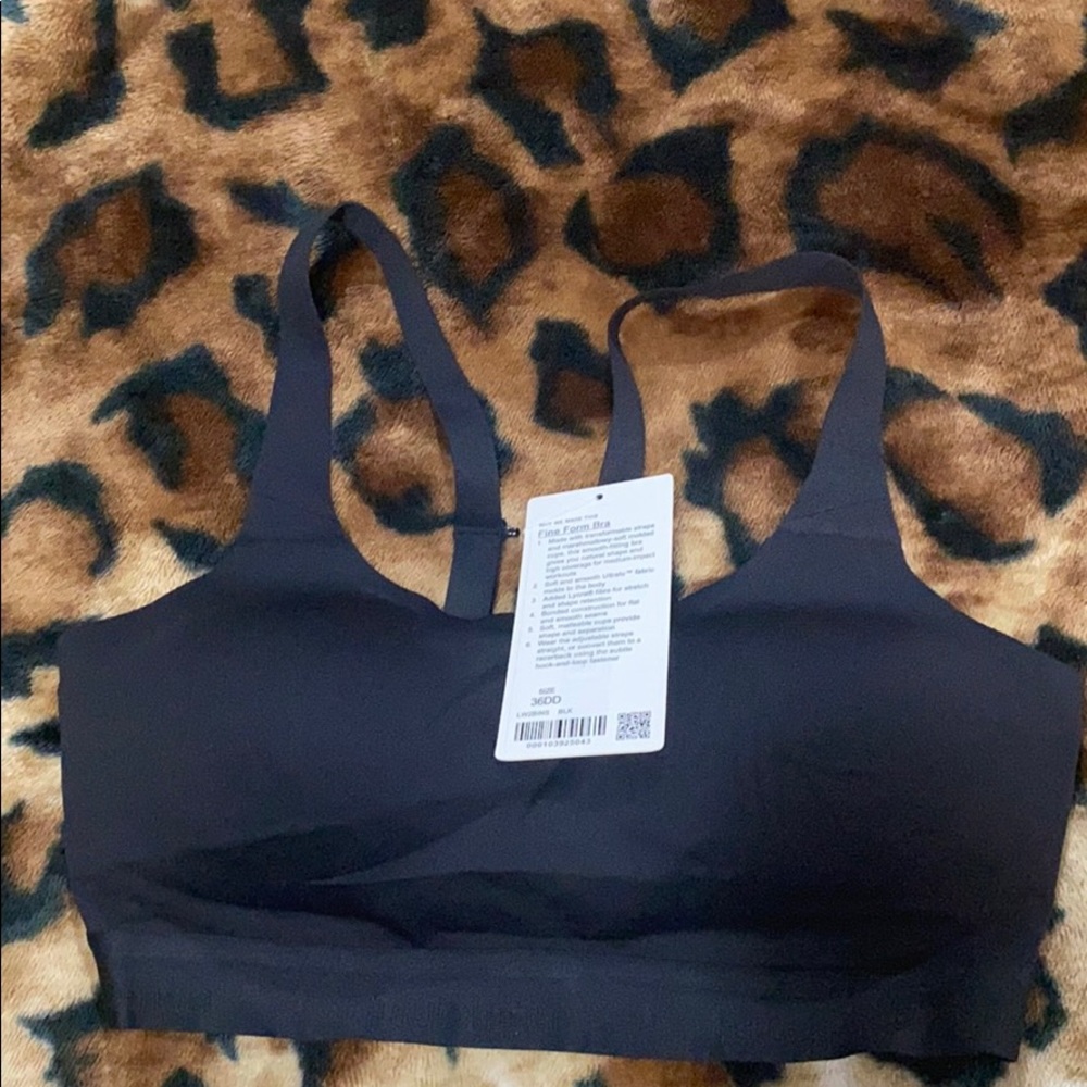LuLuLemon Fine Form Bra 36DD